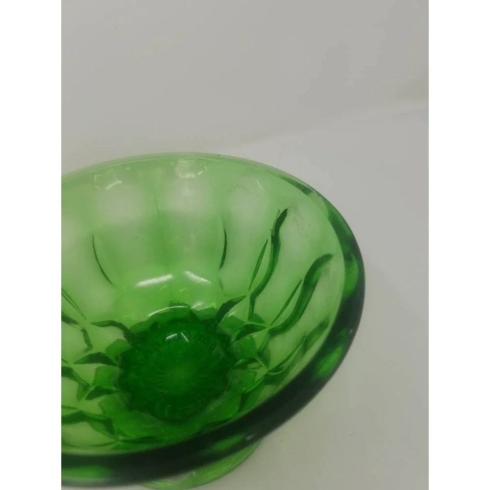 Vtg Westmoreland footed compote dish green bowl